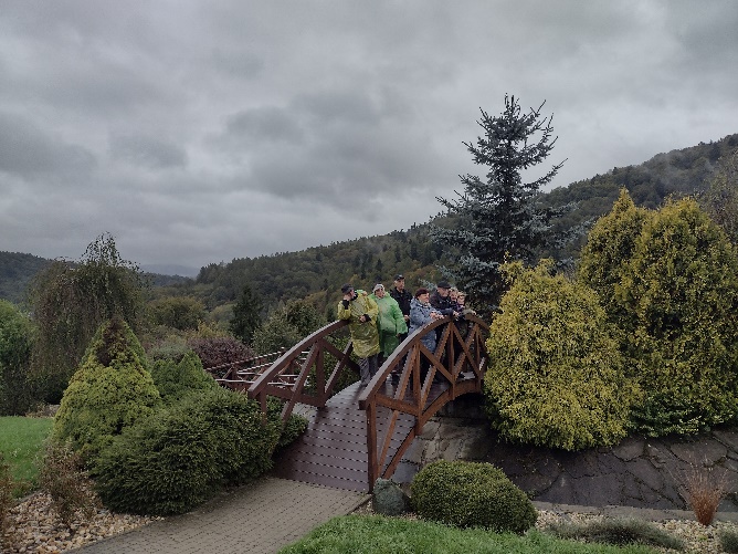 GOPS Gorlice zdjęcie seniorów podczas zajęć