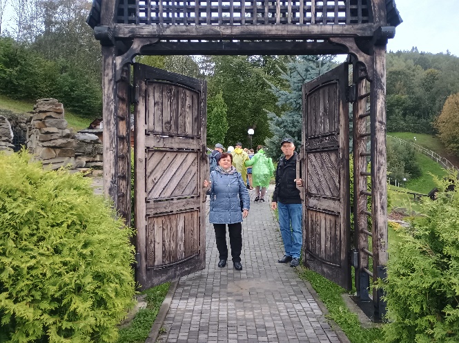 GOPS Gorlice zdjęcie seniorów podczas zajęć