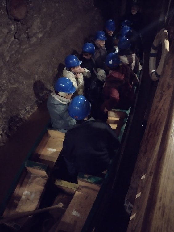 GOPS Gorlice zdjęcie seniorów podczas zajęć