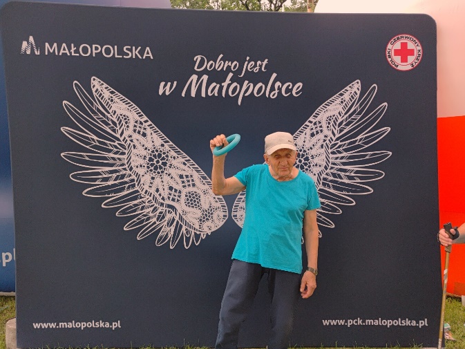 GOPS Gorlice zdjęcie seniorów podczas zajęć