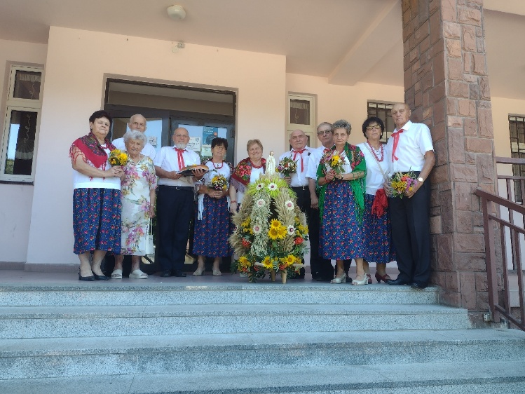 GOPS Gorlice zdjęcie seniorów podczas zajęć