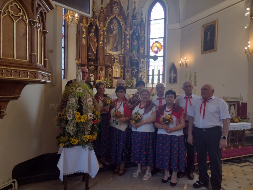 GOPS Gorlice zdjęcie seniorów podczas zajęć