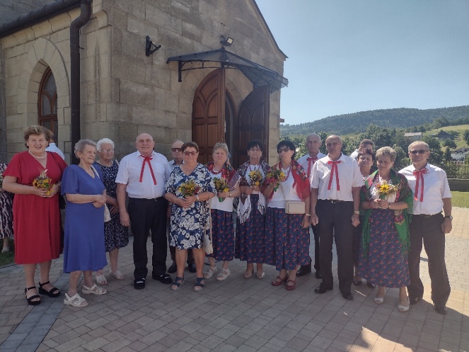 GOPS Gorlice zdjęcie seniorów podczas zajęć