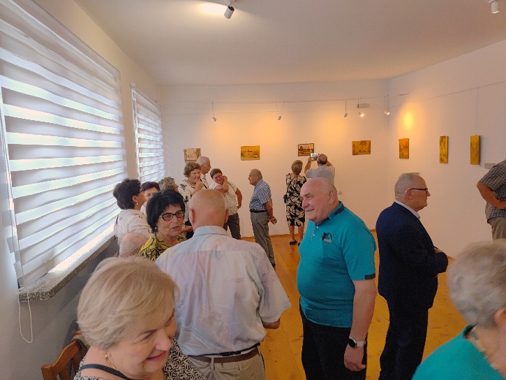GOPS Gorlice zdjęcie seniorów podczas zajęć