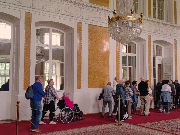 GOPS Gorlice zdjęcie seniorów podczas zajęć