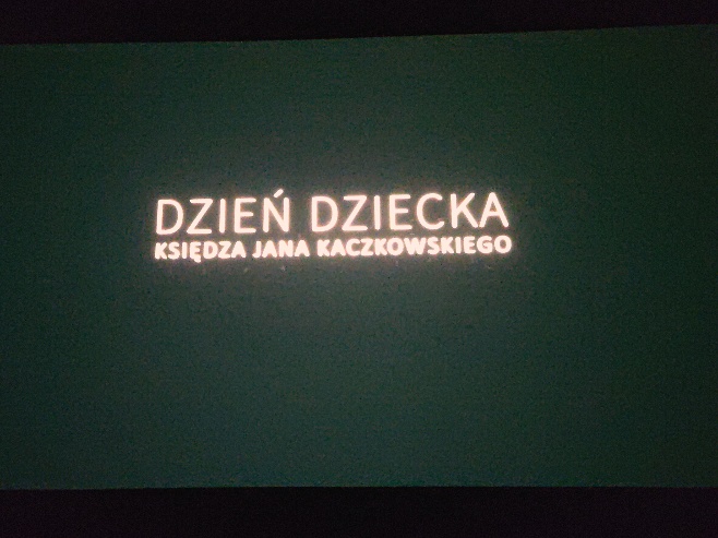 GOPS Gorlice zdjęcie seniorów podczas zajęć